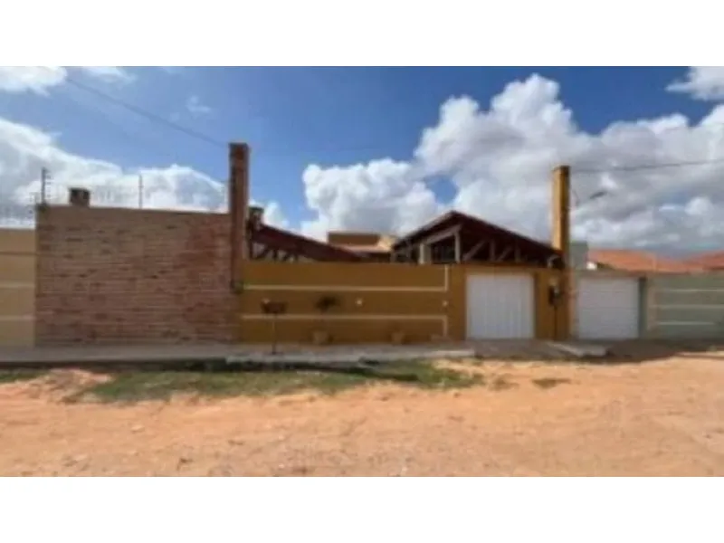 Casa em Leilão Extrajudicial