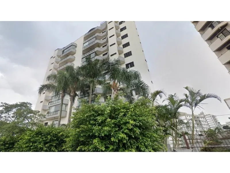 Apartamento em leilão