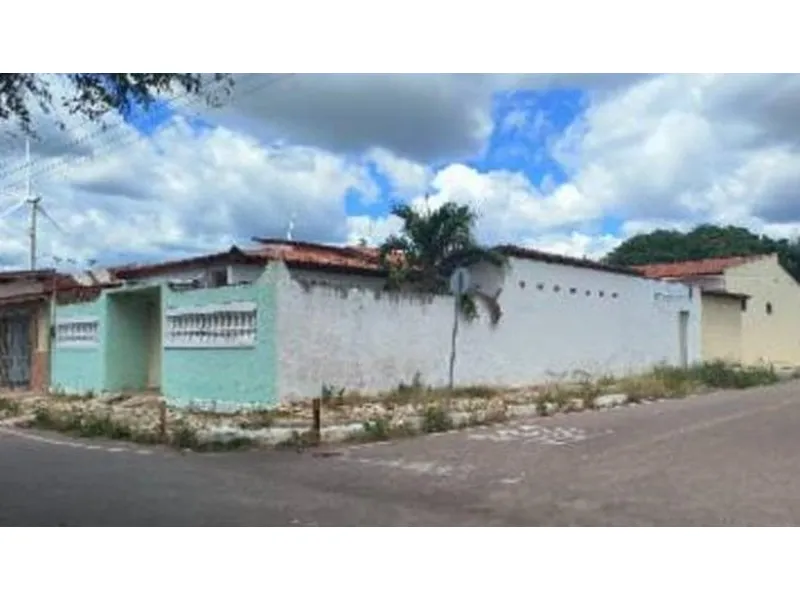 Casa em Leilão Extrajudicial