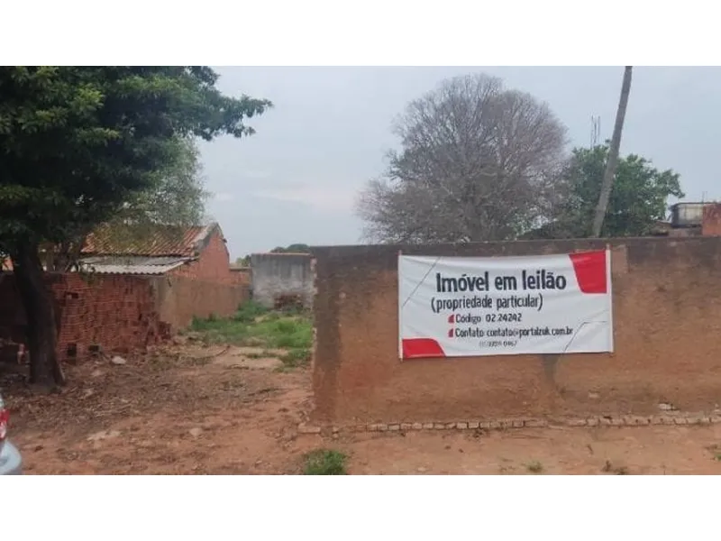 Terreno em leilão