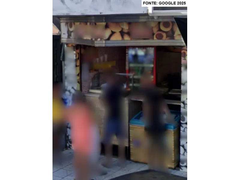 Comercial em leilão