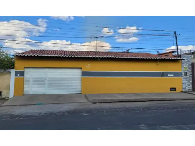 Casa em Leilão Extrajudicial
