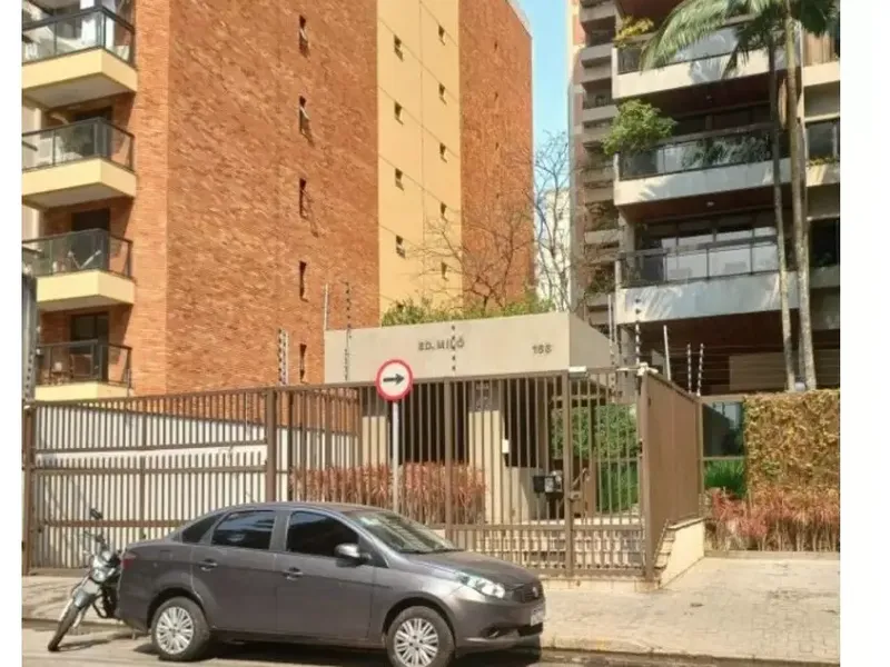 Apartamento em leilão