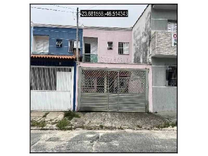 Sobrado em Licitação