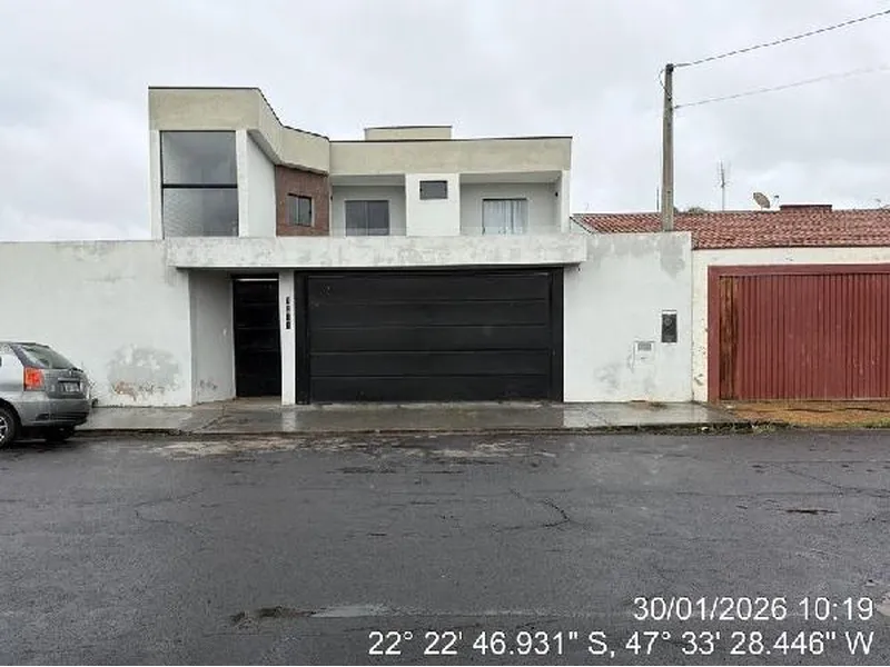 Casa em Leilão Extrajudicial