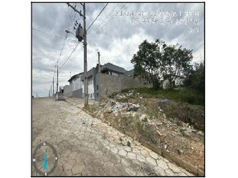 Terreno em Leilão Extrajudicial