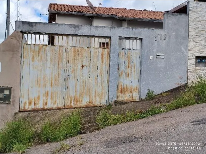 Casa em Leilão Extrajudicial
