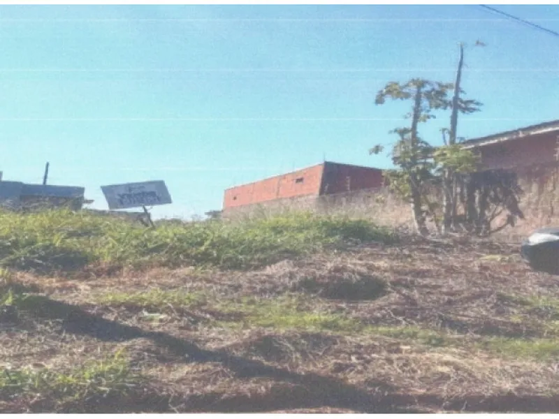 Terreno em leilão