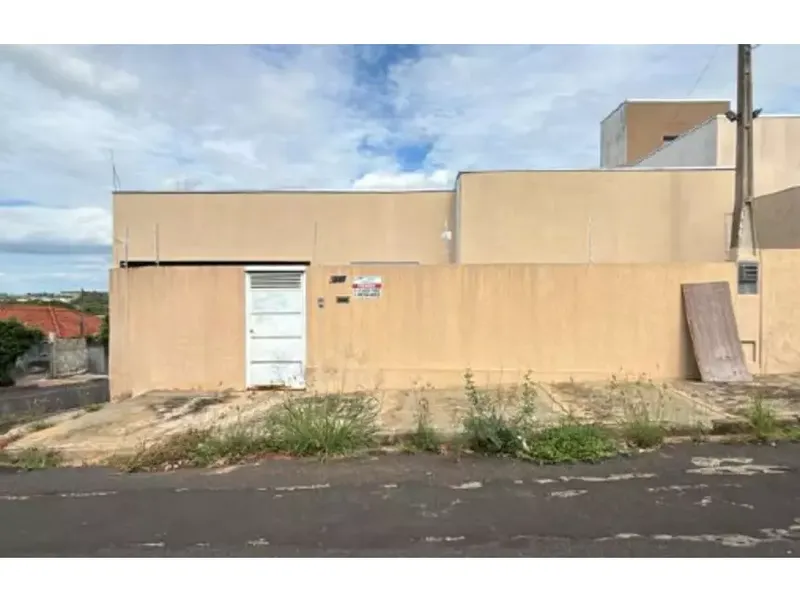 Casa em Leilão Extrajudicial