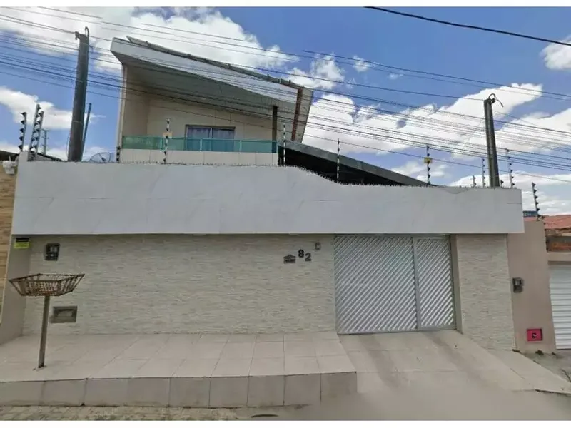 Casa em Leilão Extrajudicial