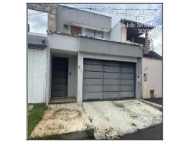 Casa em Leilão Extrajudicial