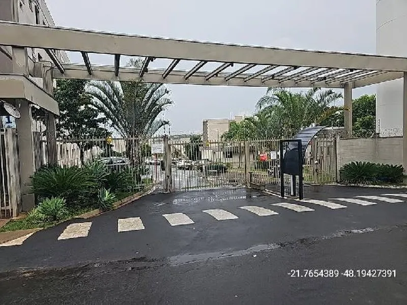 Apartamento em Leilão Extrajudicial