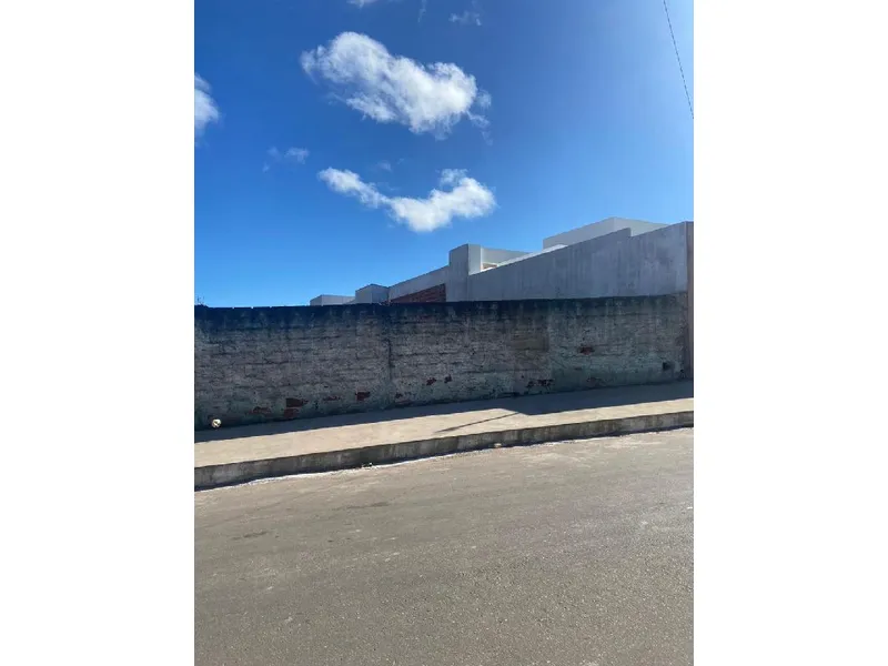 Terreno em Licitação