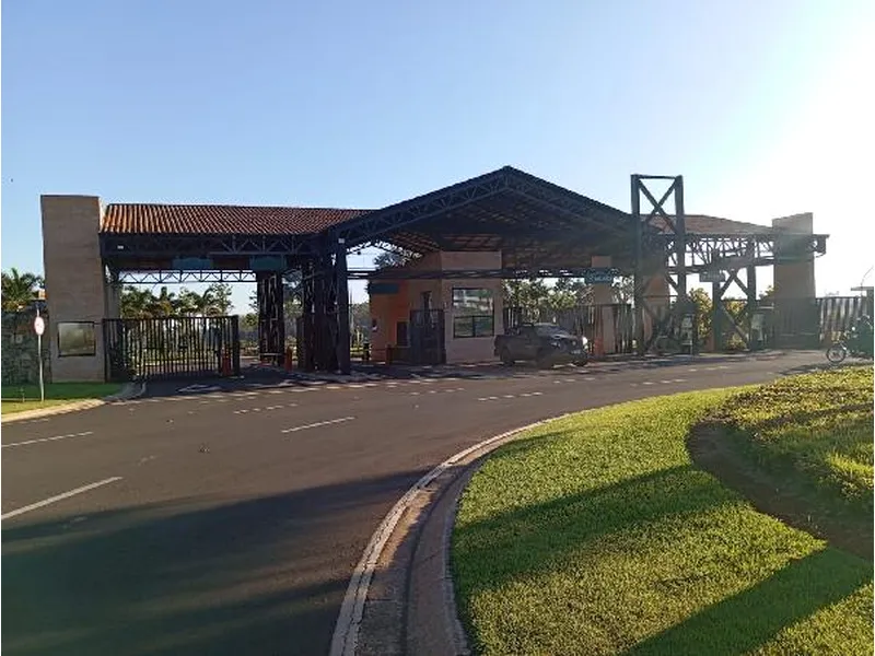 Terreno em Licitação