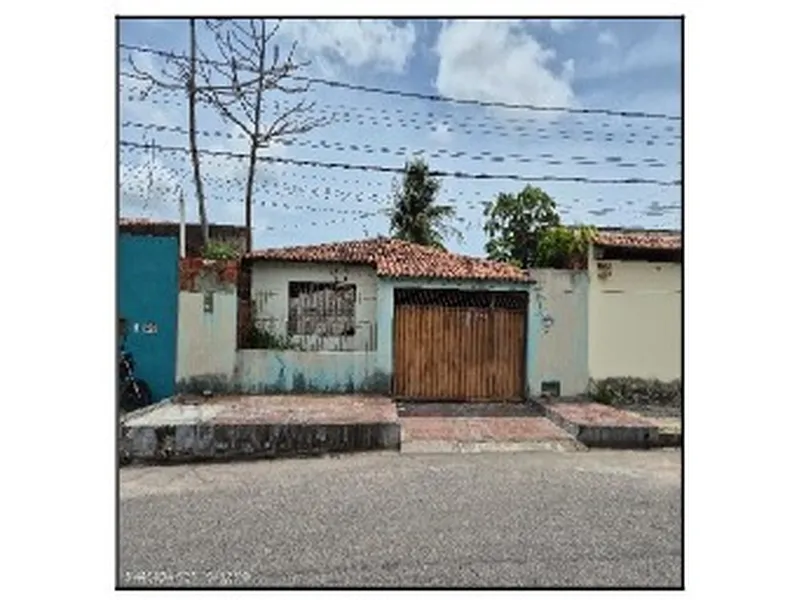 Prédio em Leilão Extrajudicial