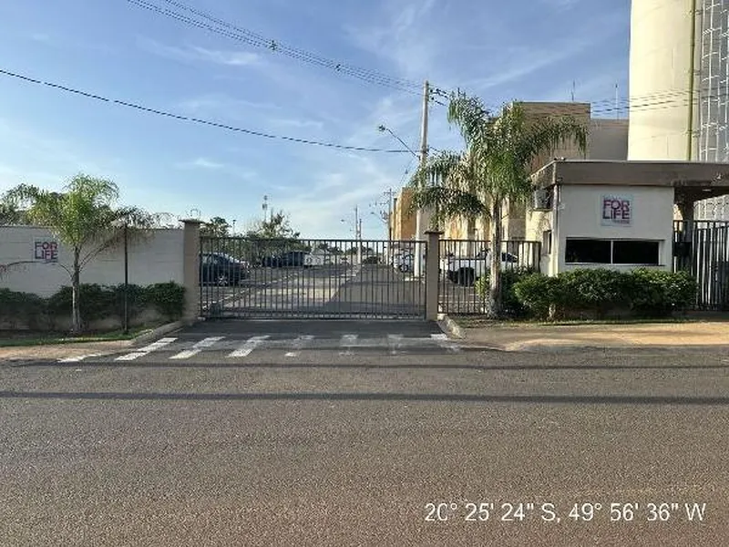 Apartamento em Leilão Extrajudicial