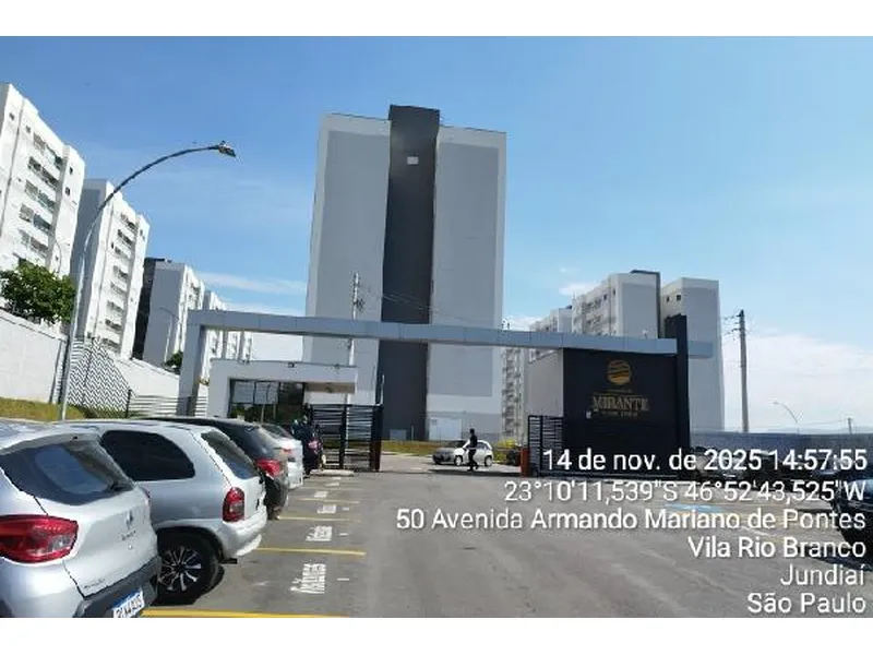 Apartamento em Licitação