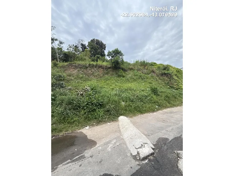 Terreno em Licitação