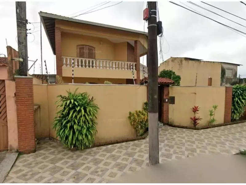 Casa em Leilão Extrajudicial