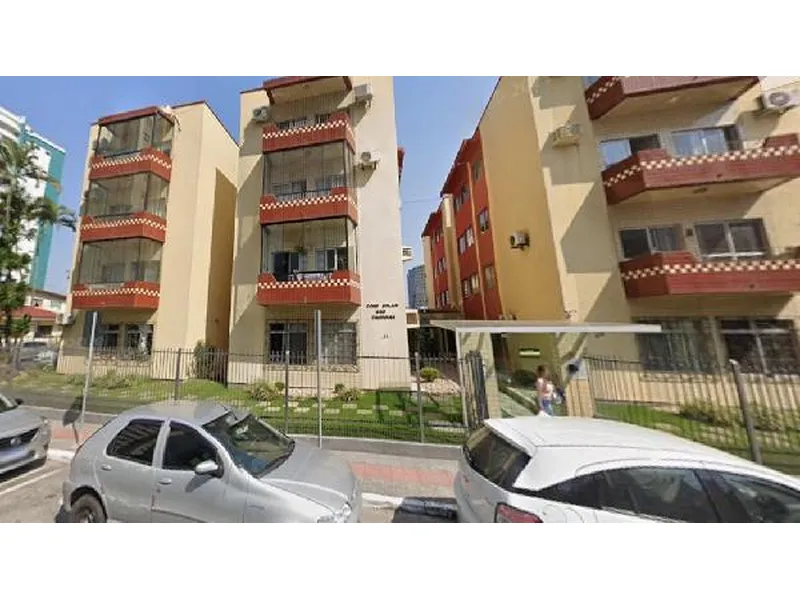 Apartamento em Licitação