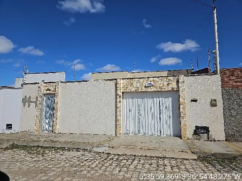 Casa em Leilão Extrajudicial