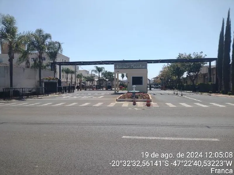 Apartamento em Licitação