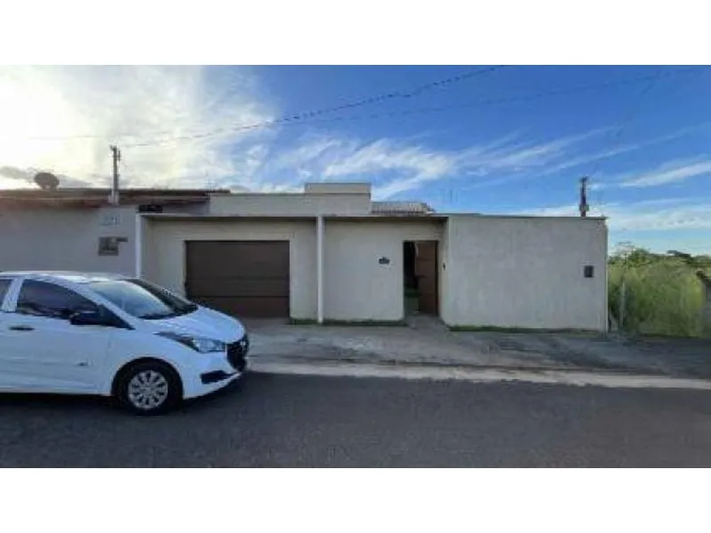 Casa em Leilão Extrajudicial