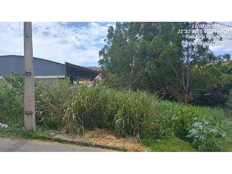 Terreno em Licitação