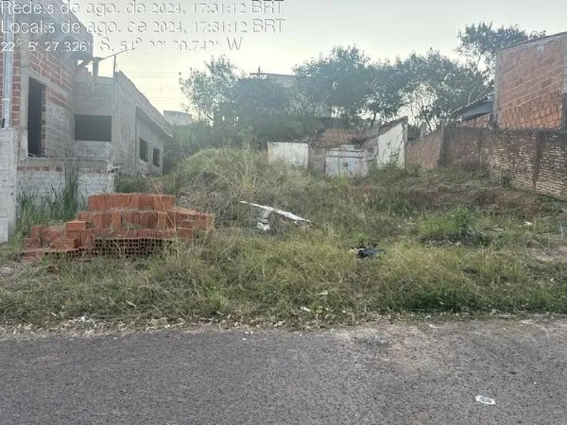 Terreno em Licitação