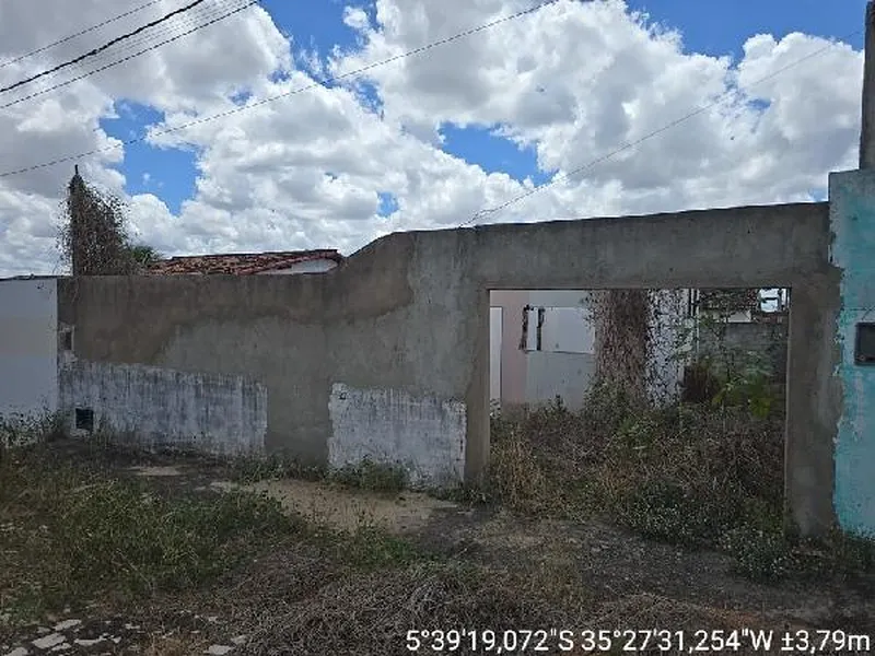 Casa em Licitação