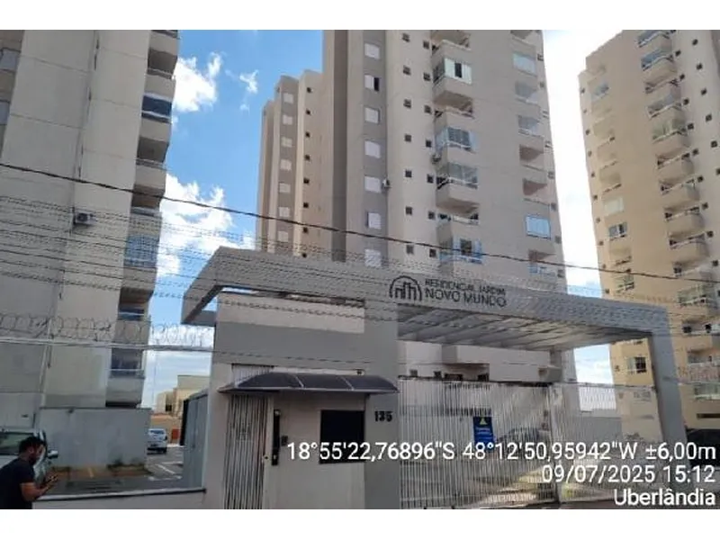 Apartamento em Licitação