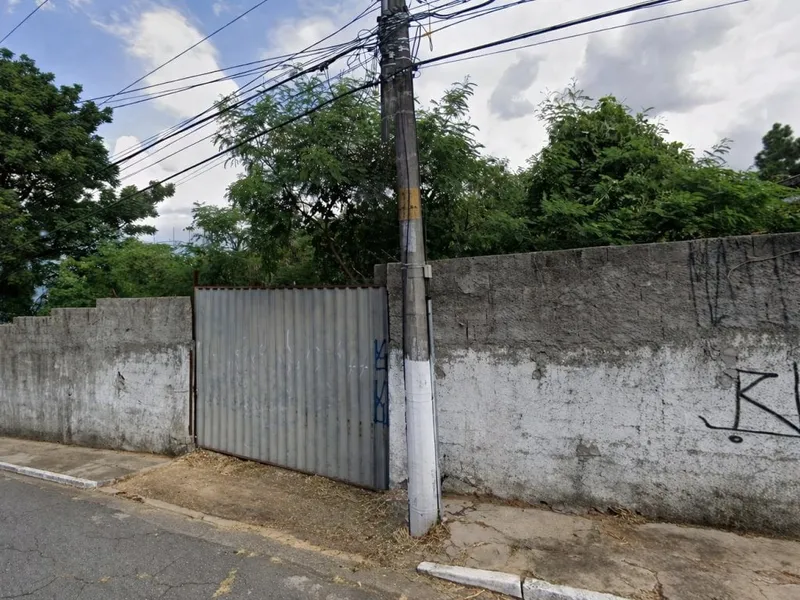 Terreno em leilão