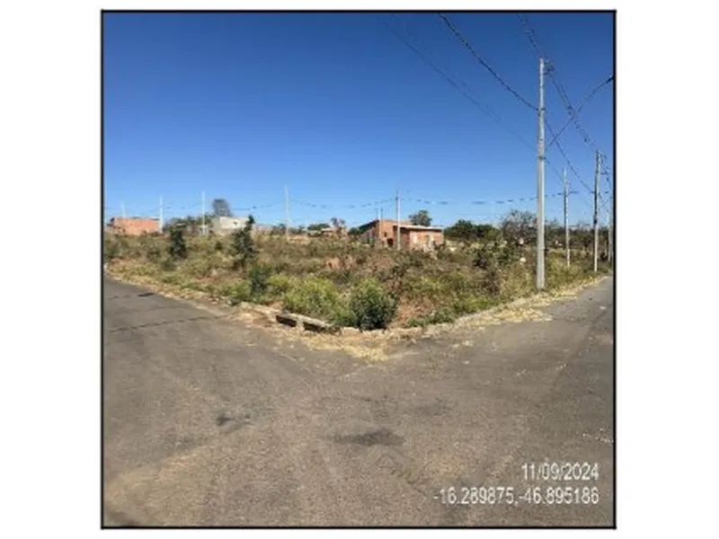 Terreno em Licitação