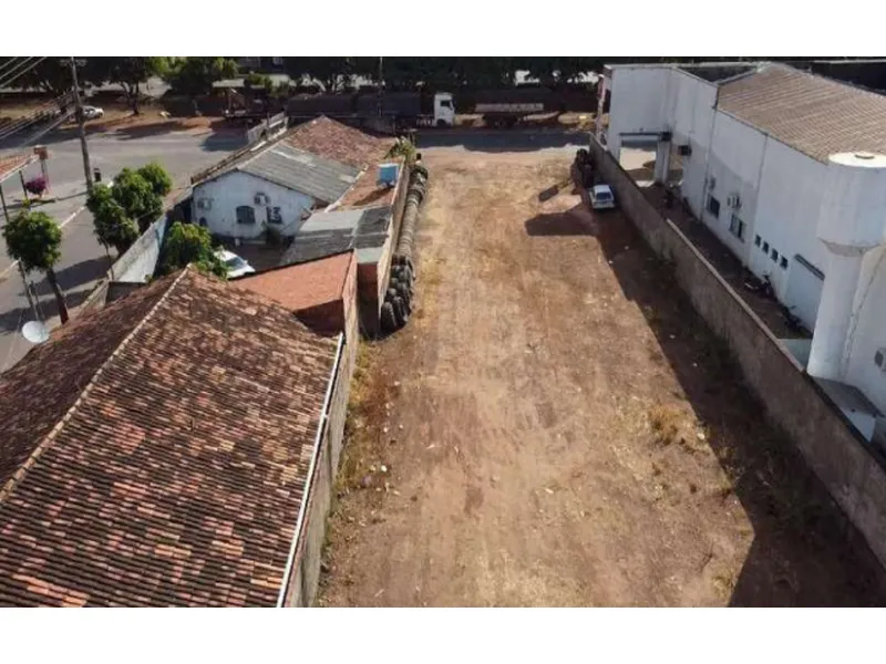 Terreno em leilão