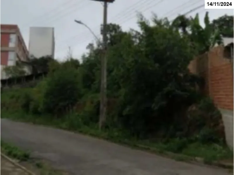 Terreno em leilão