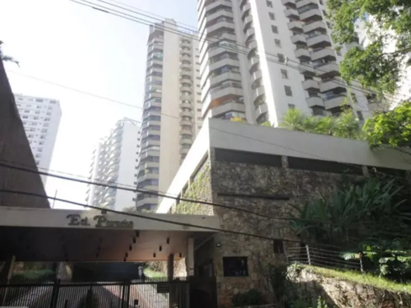 Apartamento em leilão