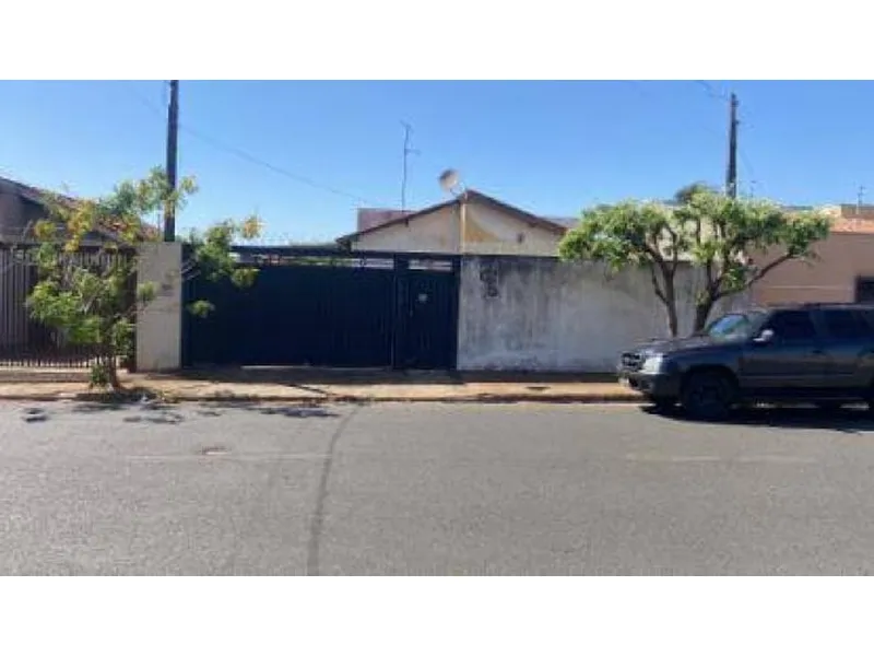 Casa em Leilão Extrajudicial