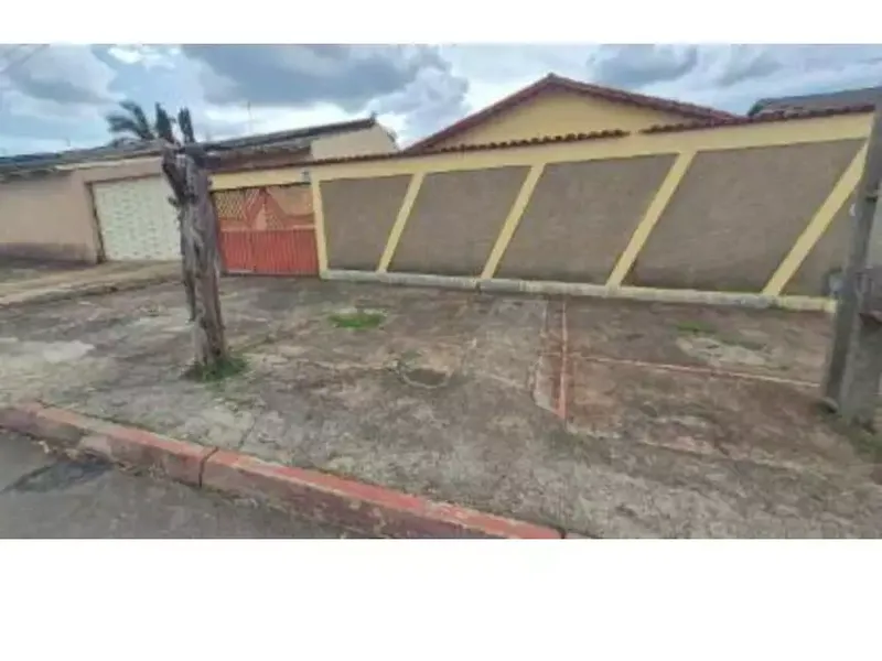 Casa em Leilão Extrajudicial