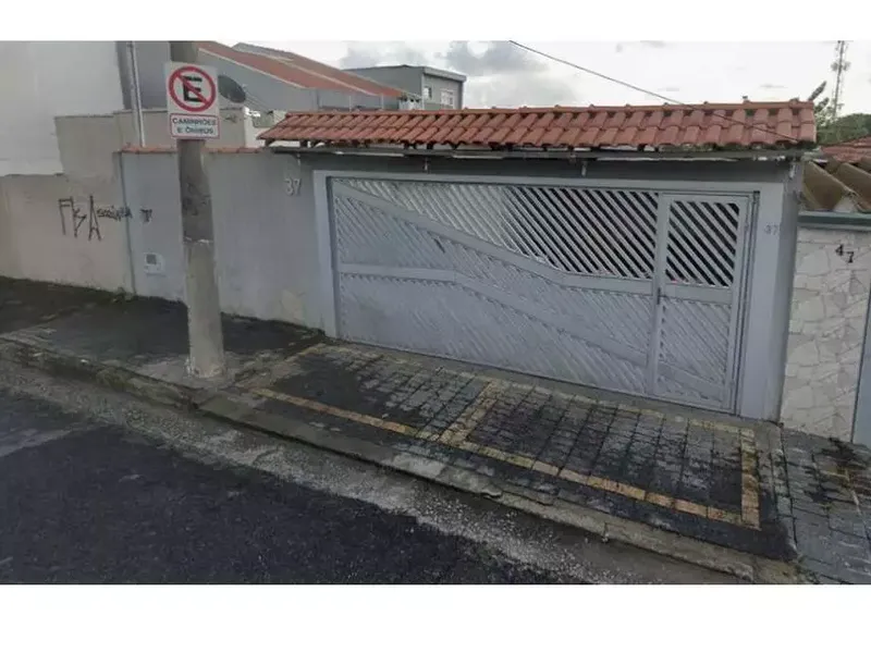 Casa em Leilão Extrajudicial