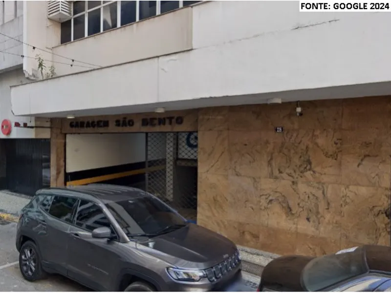 Outros em leilão