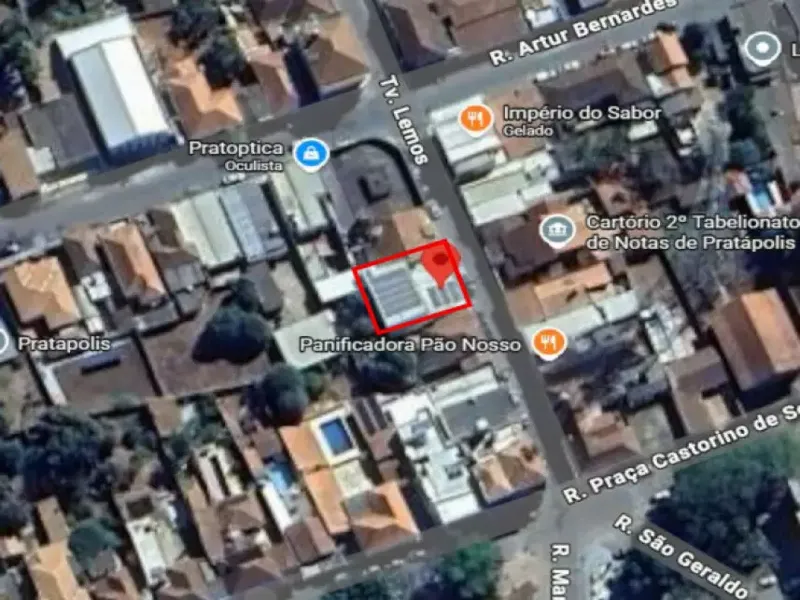 Comercial em leilão