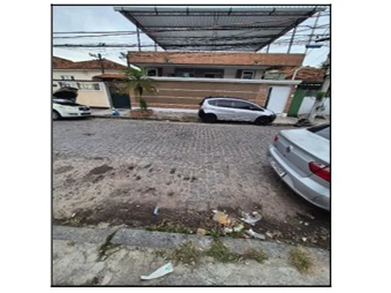 Casa em Licitação