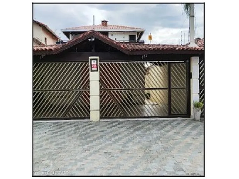 Casa em Leilão Extrajudicial