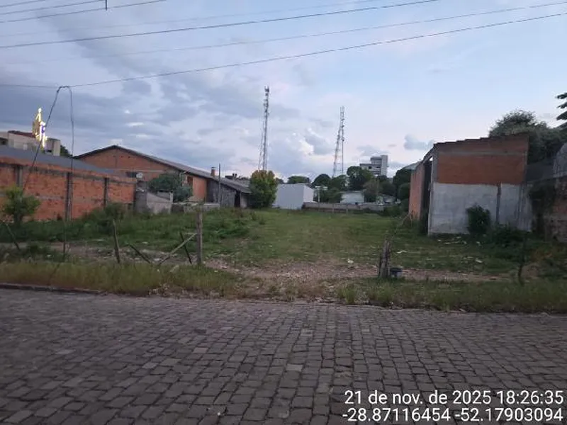 Terreno em Licitação