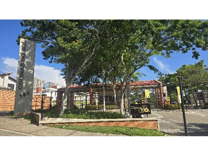 Casa em Licitação
