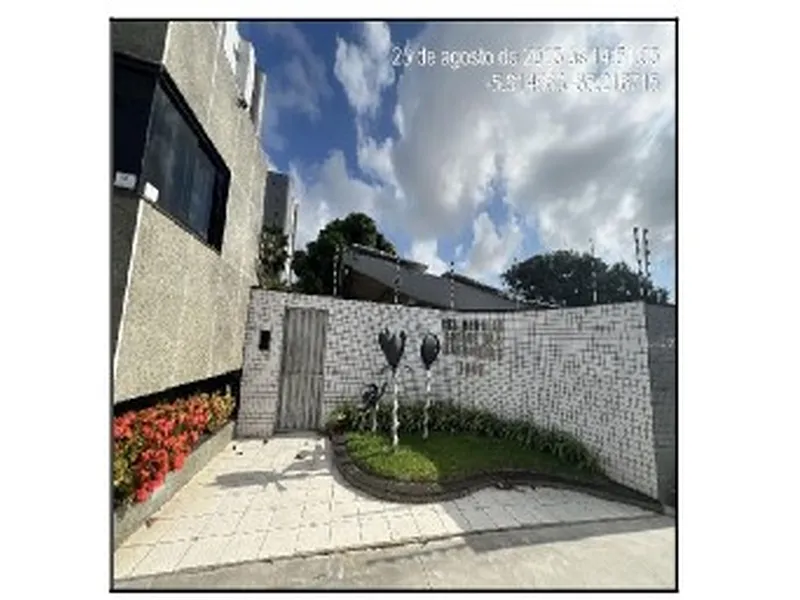 Apartamento em Leilão Extrajudicial