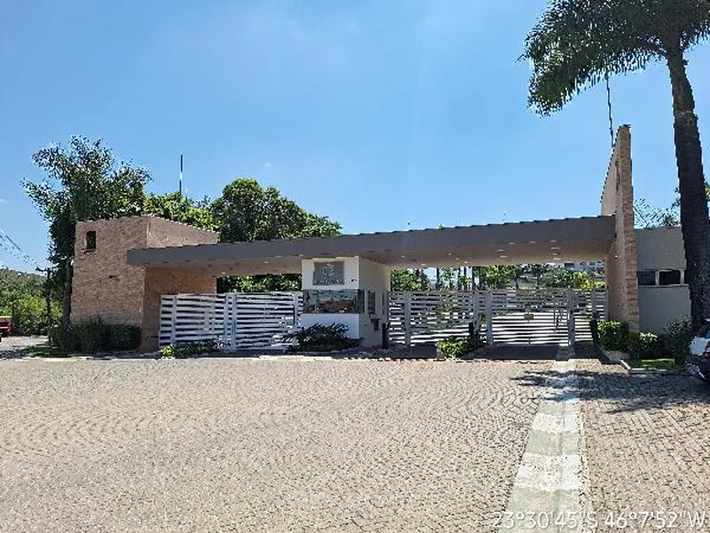 Terreno em Licitação