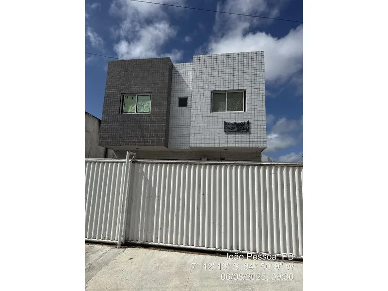 Apartamento em Licitação