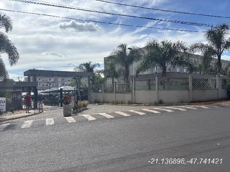 Apartamento em Licitação