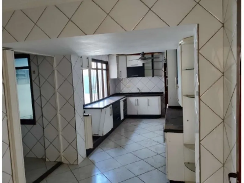 Apartamento em leilão